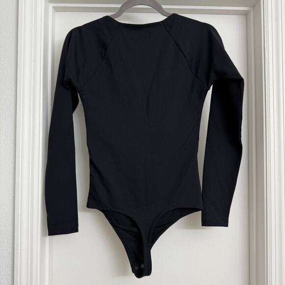 Abercrombie & Fitch Long Sleeve Keyhole Tie Bodysuit Casual Romantic Black Sz S - Picture 2 of 6
